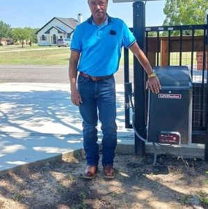 Meet your Posher, Wilfredo